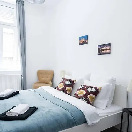 Central Brand New And Modern Apartment Budapest Exterior photo