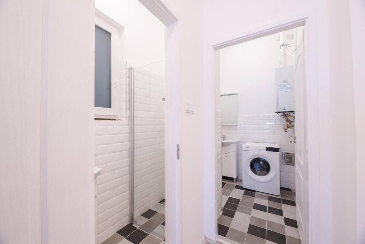 Brand New And Modern Appartamento Budapest