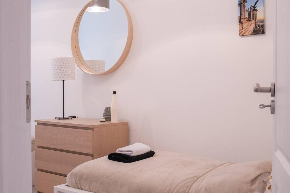 Brand New And Modern Appartamento